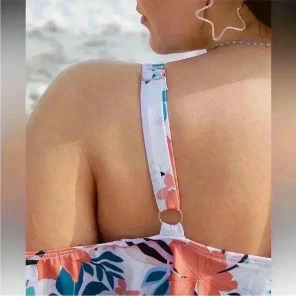 NWT!Tropical adjustable strap cold shoulder ruffle swim dress size 12 or Large - Picture 6 of 7